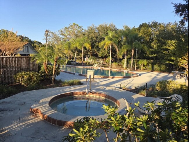 Foto del edificio - 237 S Wilderness Pt