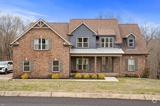 Building Photo - 4012 Ironwood Dr