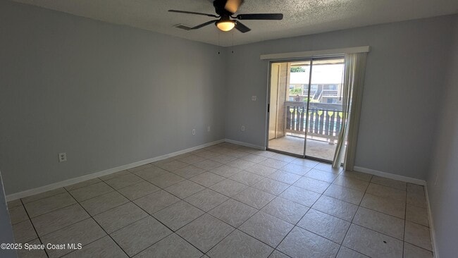 Foto del edificio - 281 Ulster Ln