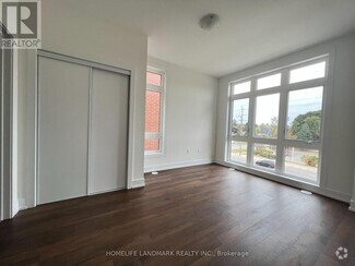 Building Photo - 12860-12860 Yonge St