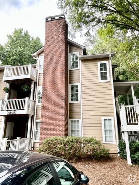 Building Photo - 2202 River Heights Ct SE
