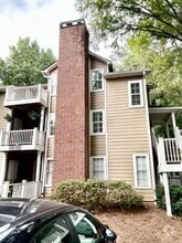 Building Photo - 2202 River Heights Ct SE