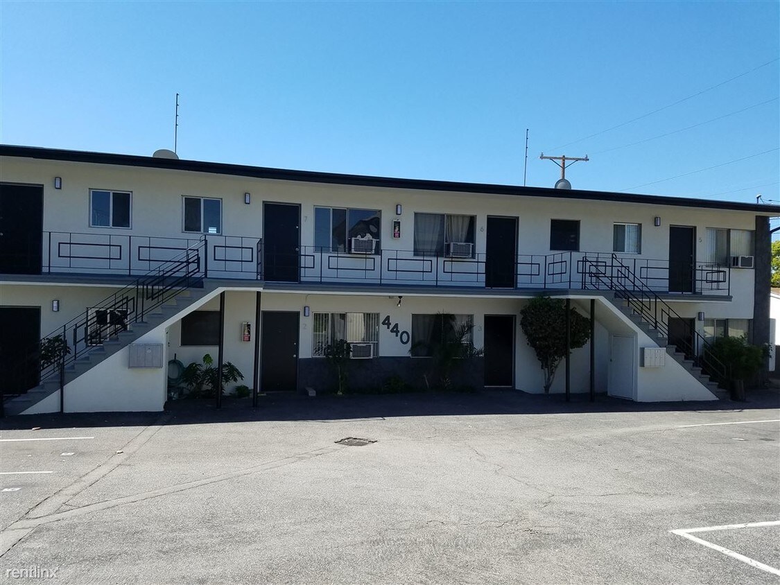 440 E Acacia Ave, Glendale, CA 91205 Condo for Rent in Glendale, CA