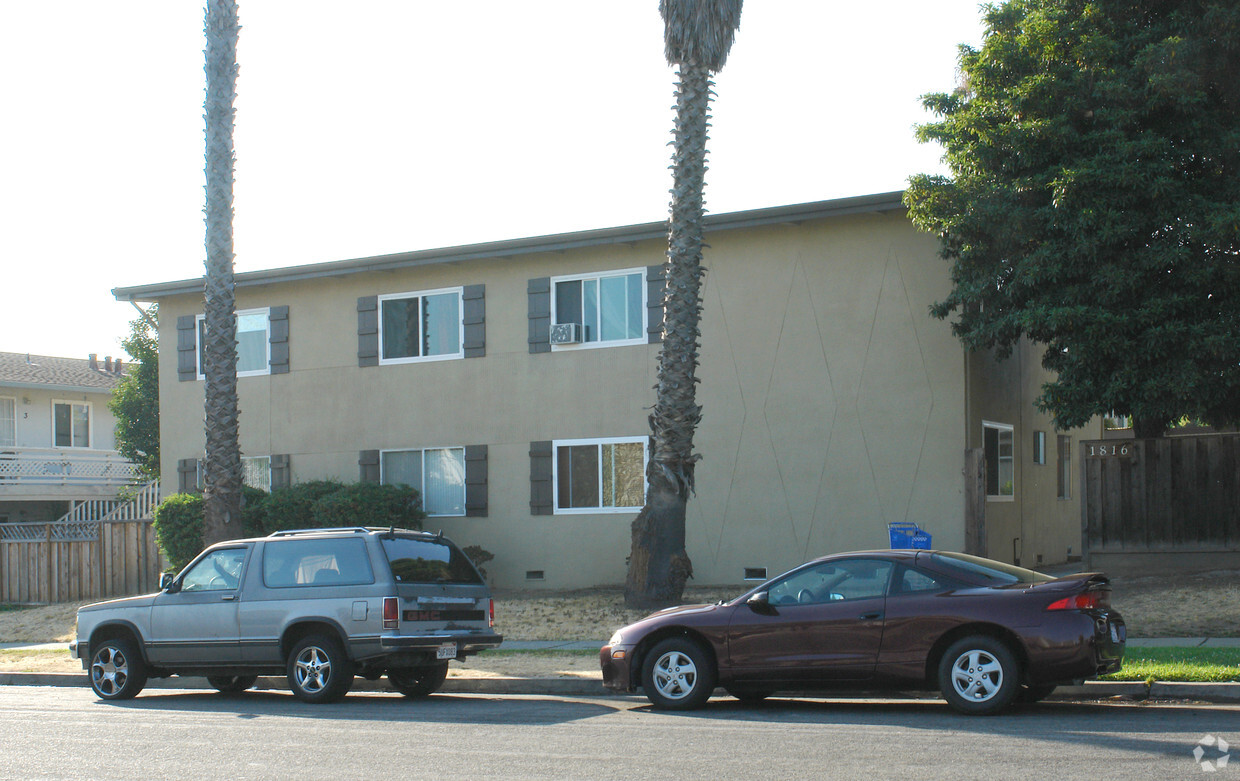 Building Photo - 1816 Donna Ln