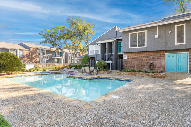 Imagen de la piscina .jpg - Oak Meadows