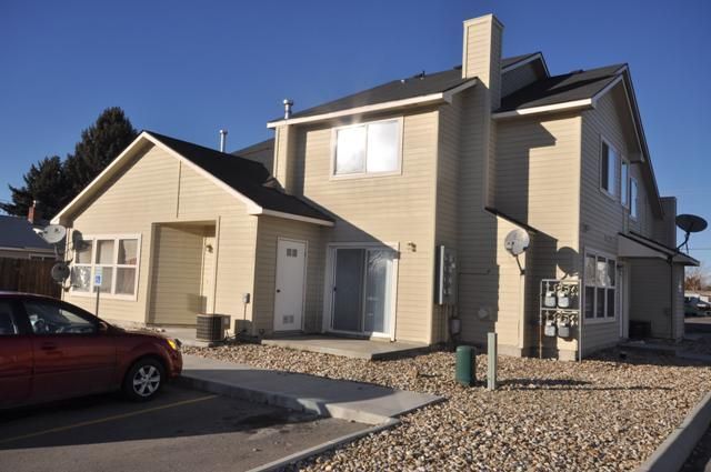 Primary Photo - 1329 N Stephanie Ln