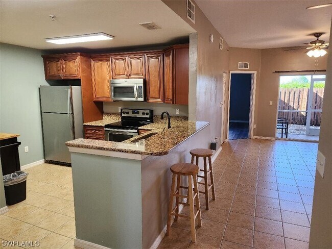 Foto del edificio - 15369 Bellamar Cir
