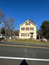 Building Photo - 1046 Main St