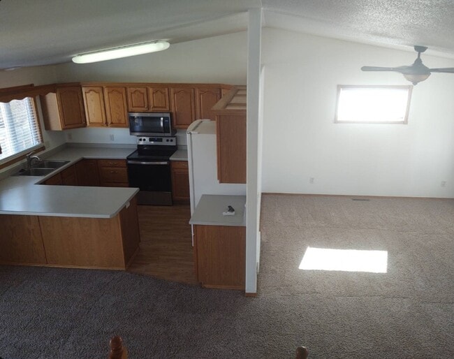 Building Photo - 3029 Stonewall Dr