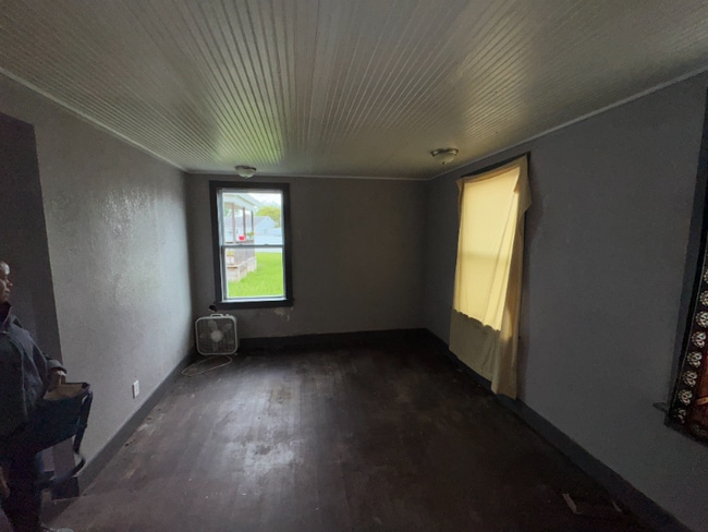 Building Photo - 112 N 13th St