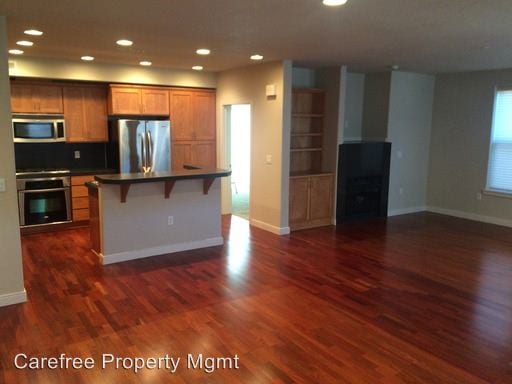 Building Photo - 6225 NE Carillion Dr