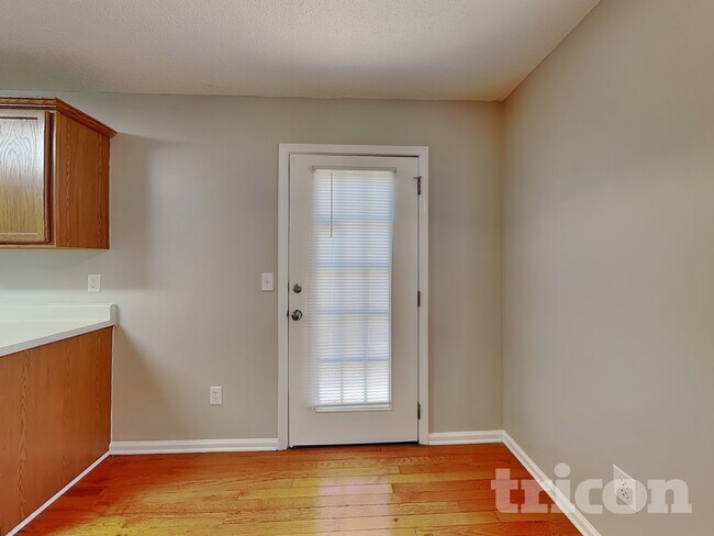 Foto del edificio - 57 Honeysuckle Ct