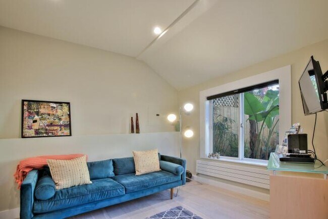 Building Photo - 1 bedroom in San Francisco CA 94114