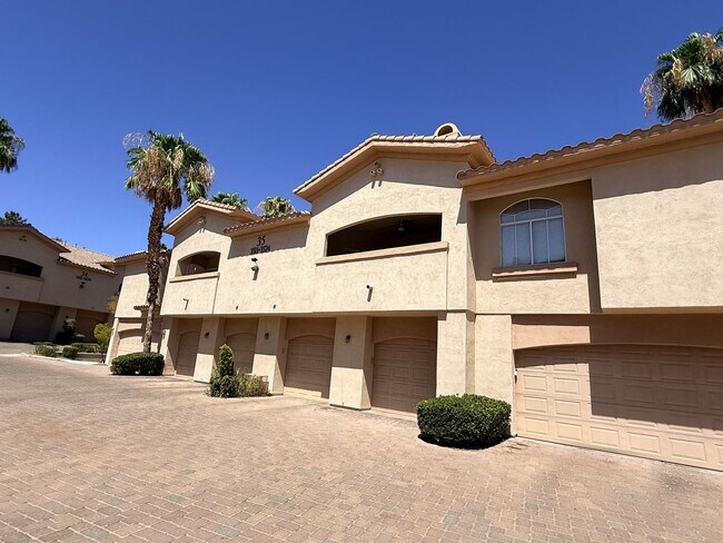 Foto del edificio - 2050 W Warm Springs Rd