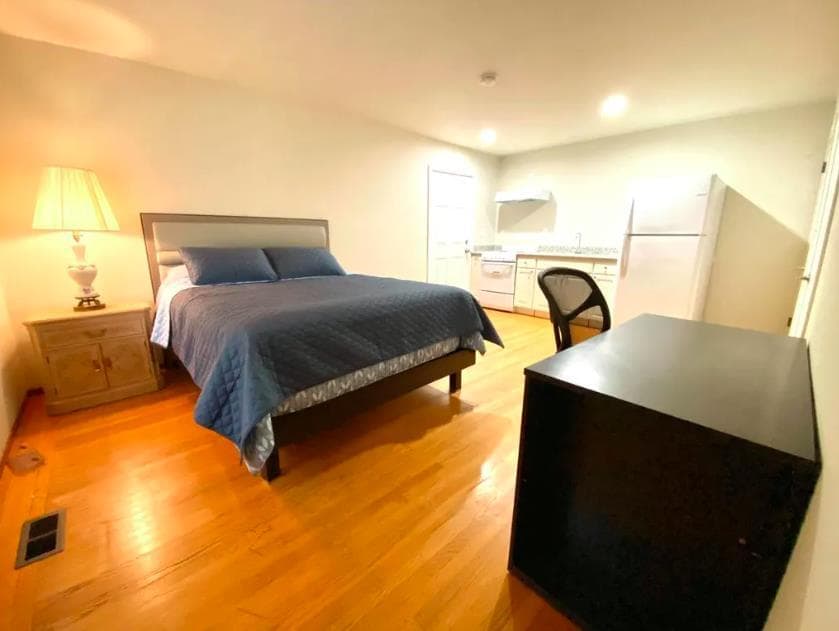 Primary Photo - 851 Moana Ct