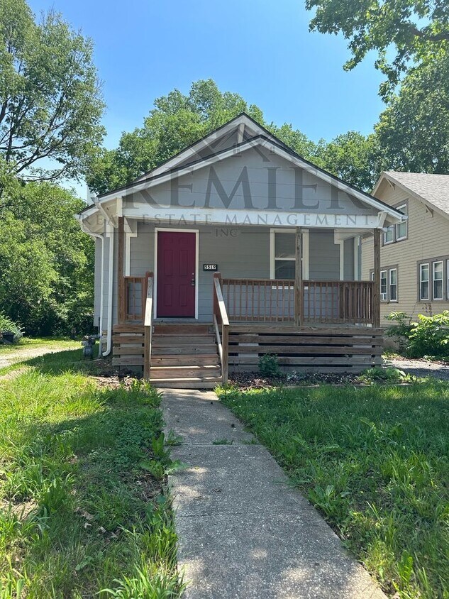 Foto principal - 3 bedroom / 1 bath home for rent -5519 Lyd...
