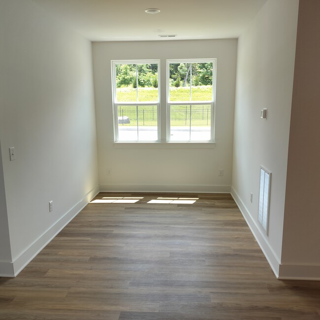 Building Photo - 3615 Simba Ln
