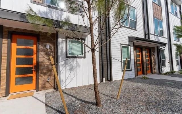 Building Photo - 3275 Summer St