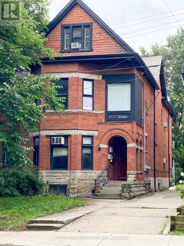 Primary Photo - 72-72 Walmer Rd
