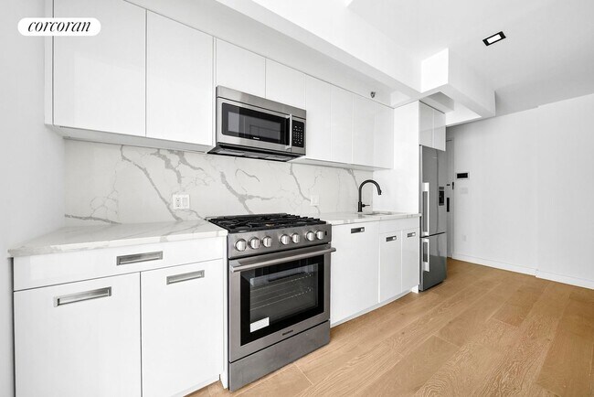 Foto del edificio - 428 E 9th St