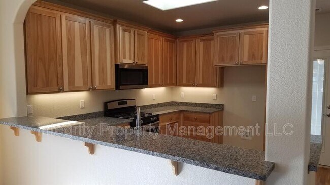 Foto del edificio - 715 SW Ramsey Ave