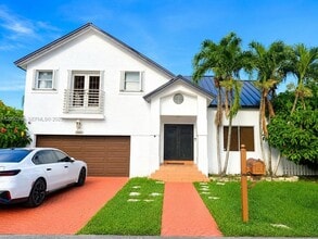 Building Photo - 1843 SW 138th Ave