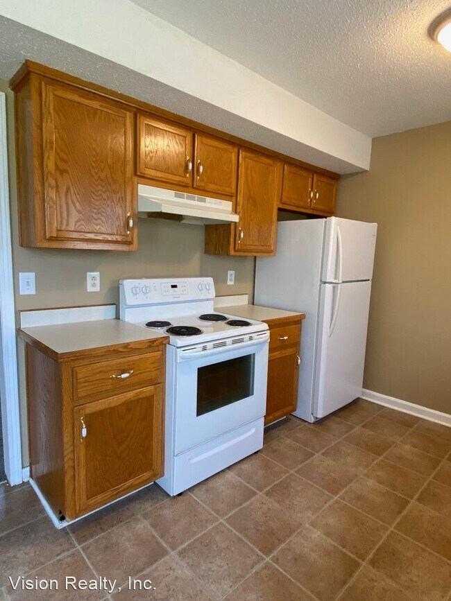 Building Photo - 3 br, 2 bath House - 1009 Shadow Ridge