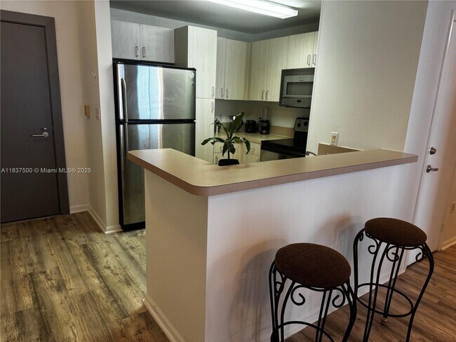 Foto del edificio - 185 SE 14th Terrace