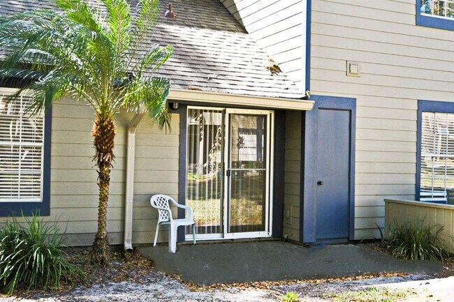 Foto del edificio - 952 Bird Bay Ct