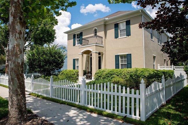 Building Photo - 411 Sycamore St