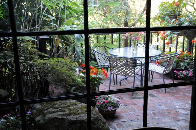 Patio Overlooking River - 2567 N Fitch Mountain Rd