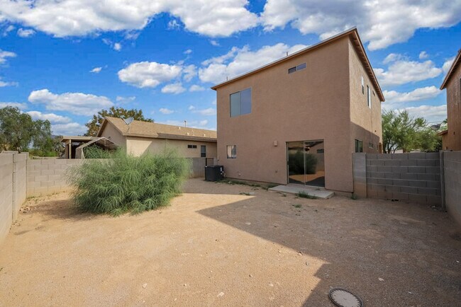 Building Photo - Tucson, AZ - Single-Family - $1,995.00 Ava...