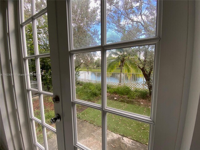 Building Photo - 8455 SW 165th Pl