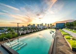 Building Photo - Wynwood 25