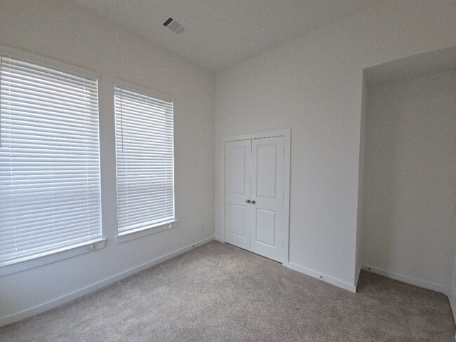 Building Photo - 16518 Amber Patina Ln