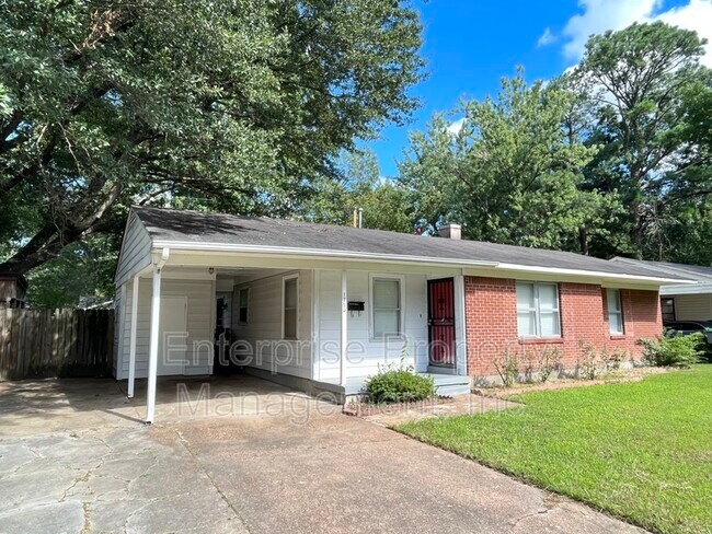 Building Photo - 1750 Sea Isle Rd