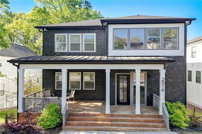 Building Photo - 2014 Cambridge Ave