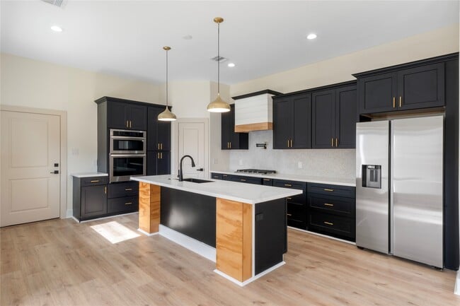 Foto del edificio - 1113 Danube St