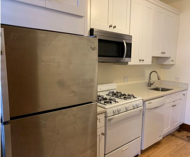 Foto del edificio - 844 W Aldine Ave