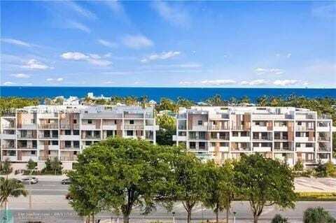 Foto del edificio - 3030 N Ocean Blvd