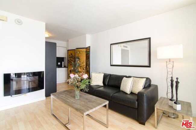 Foto del edificio - 201 Ocean Ave Ext