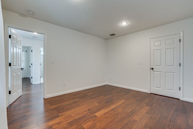 Building Photo - 6308 Parsley Hill