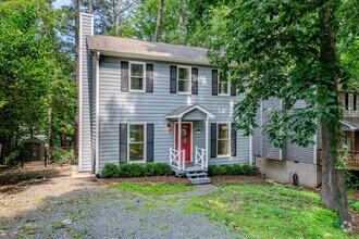 Building Photo - 3212 Oxford Dr