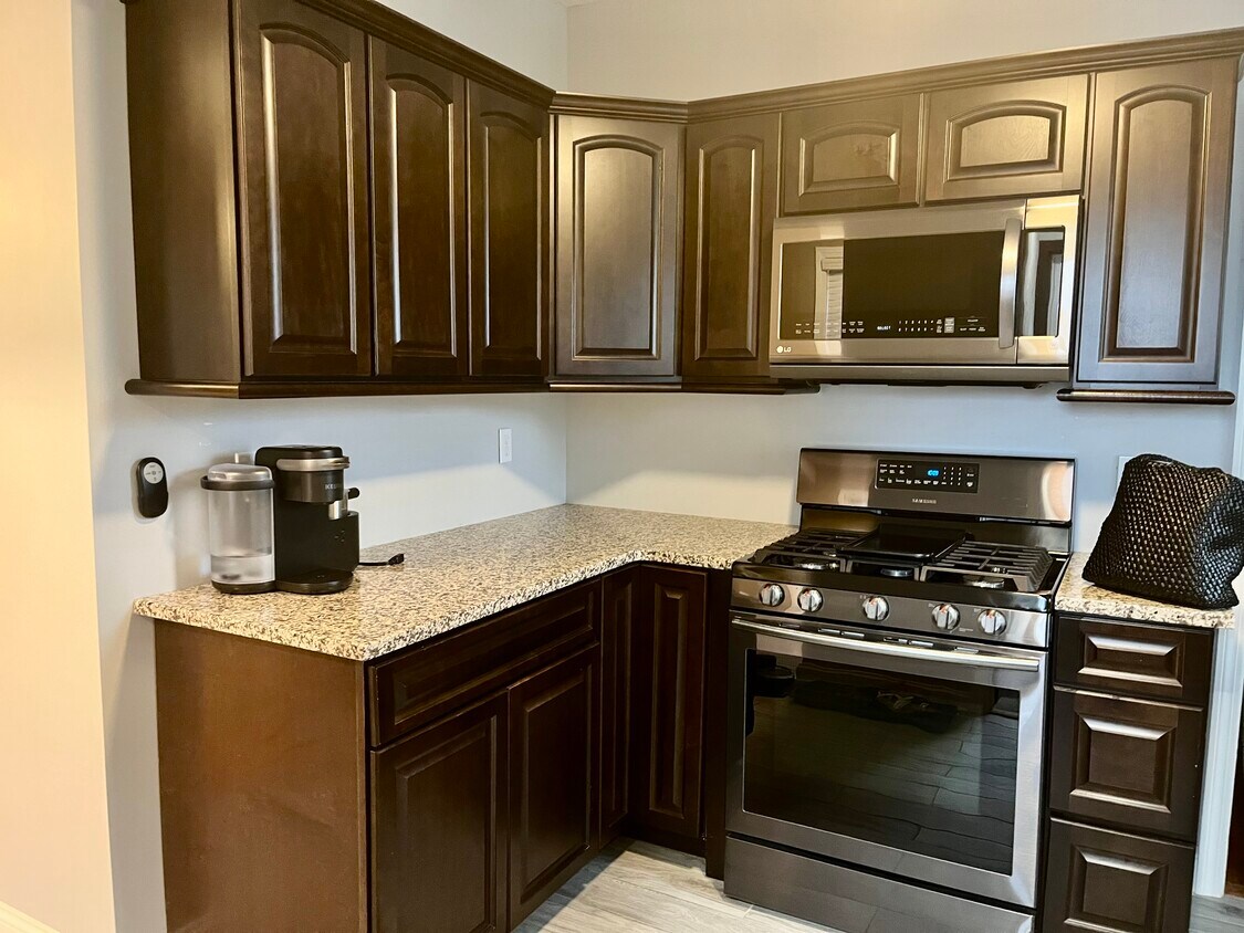 Foto principal - 159 Shawmut St