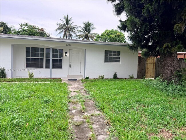 Building Photo - 650 SW 55th Ave
