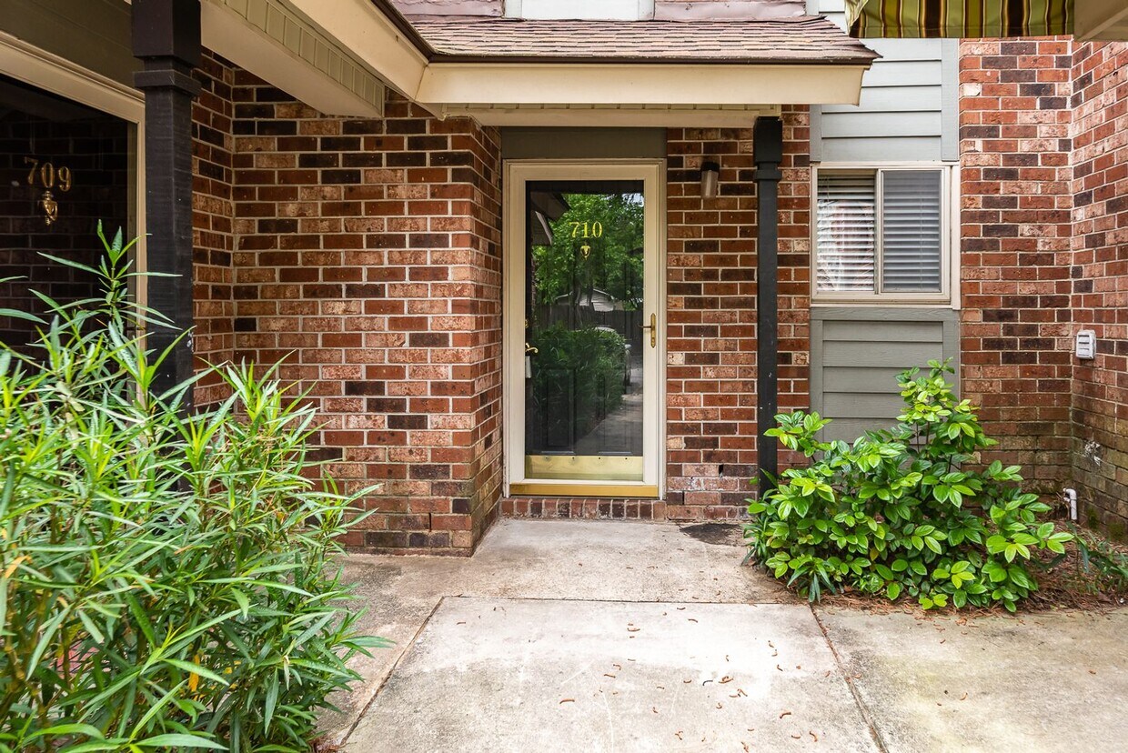 710 Andrea Ln, Hanahan, SC 29410 House Rental in Hanahan, SC