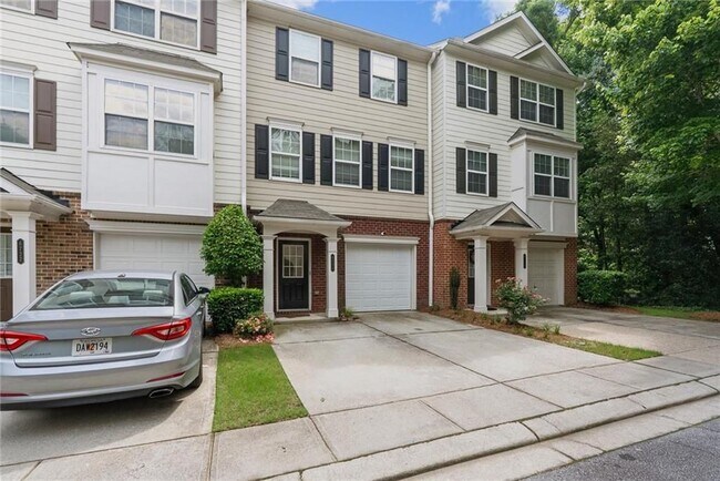 Foto del edificio - 6720 Stoneleigh Way