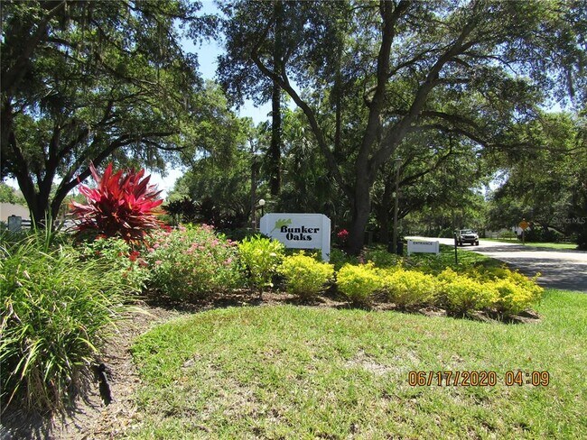 Foto del edificio - 3553 Longmeadow