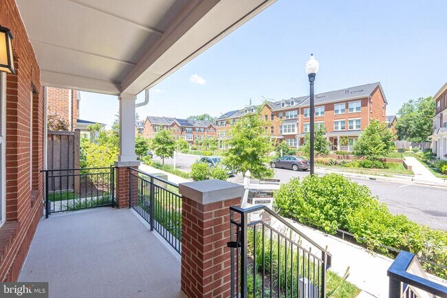 Foto del edificio - 1227 Wynton Pl NE