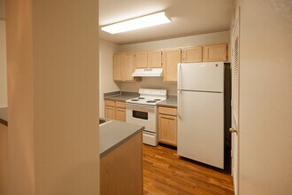 Building Photo - The Crossings Apartments